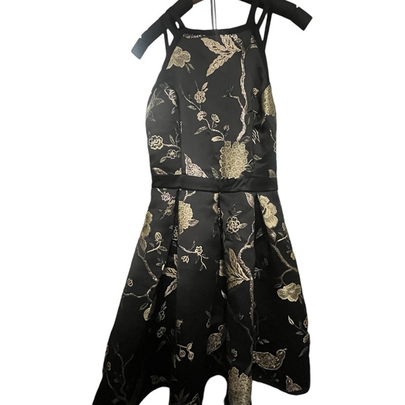 Worn ONCE ! Yaya &co black with gold embroidered dresses - Picture 2 of 8
